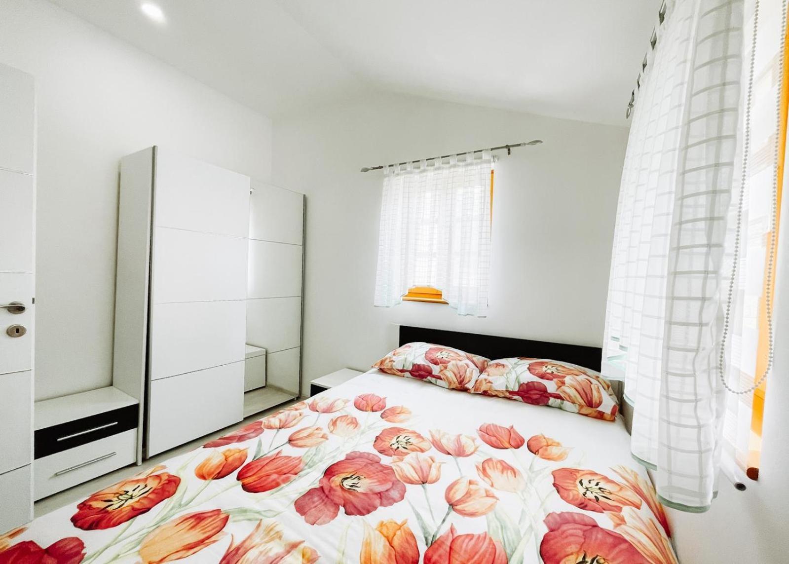 קרפינה Apartman Sunny Hills מראה חיצוני תמונה